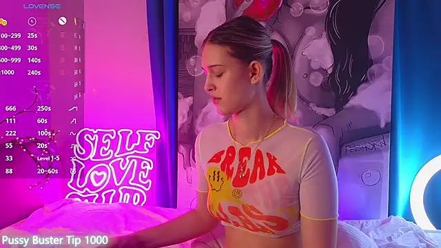 KimberliDean online show from January 2025 09:23:01 AM