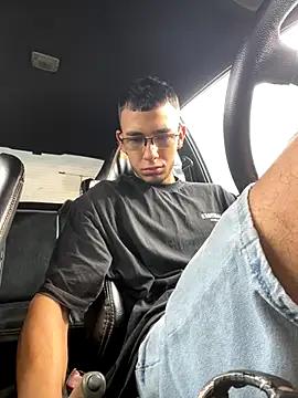 SymonPrince online show from October 2025 12:57:02 PM