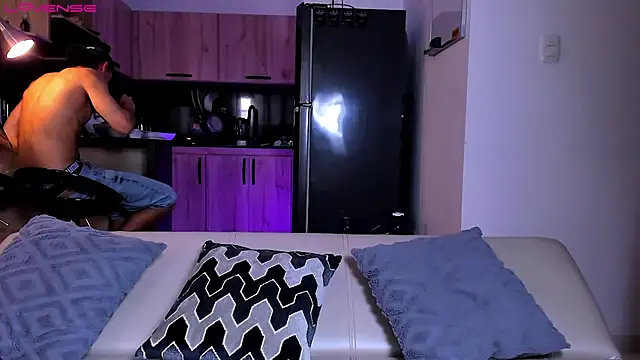 SymonPrince online show from October 2025 08:09:02 PM