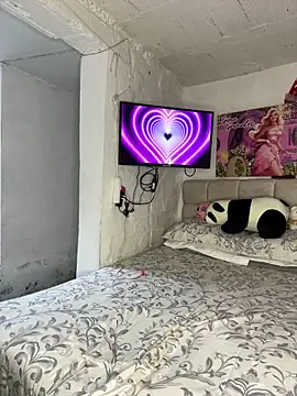 Snapshot of GemaGranadoss chatting on October 2025 07:12:02 PM GemaGranadoss online show from October 2025 07:12:02 PM