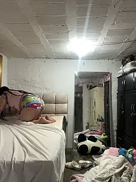 Snapshot of GemaGranadoss chatting on February 2026 09:45:01 PM GemaGranadoss online show from February 2026 09:45:01 PM