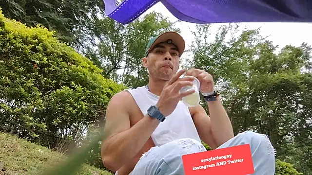 sexyboycolombi4 online show from February 2025 09:52:02 PM