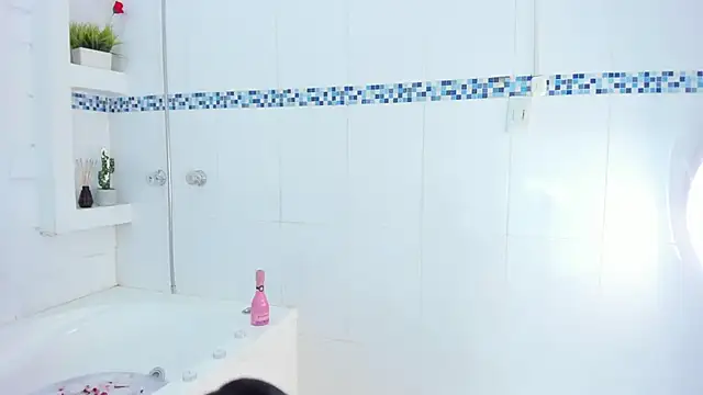 EmmilyCollson online show from January 2025 05:10:02 PM