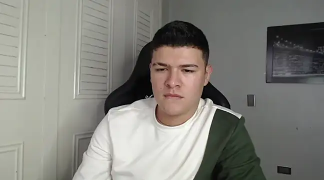 Plug Control online show from January 2025 08:00:01 PM