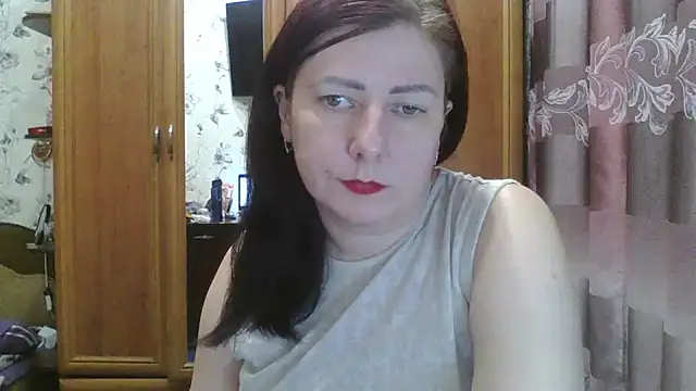 SophieNightAh online show from January 2025 05:30:01 PM