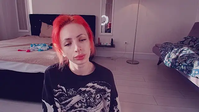Snapshot of Meowroslava chatting on May 2026 04:55:02 PM Meowroslava online show from May 2026 04:55:02 PM