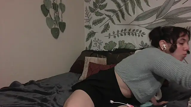 punkpuppy  online show from March 2025 02:19:02 AM