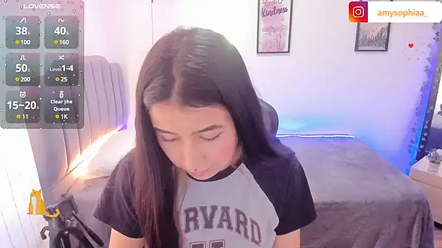 Amy joones online show from January 2025 05:04:01 PM