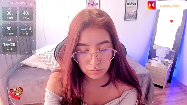 Amy joones online show from February 2025 04:45:02 PM