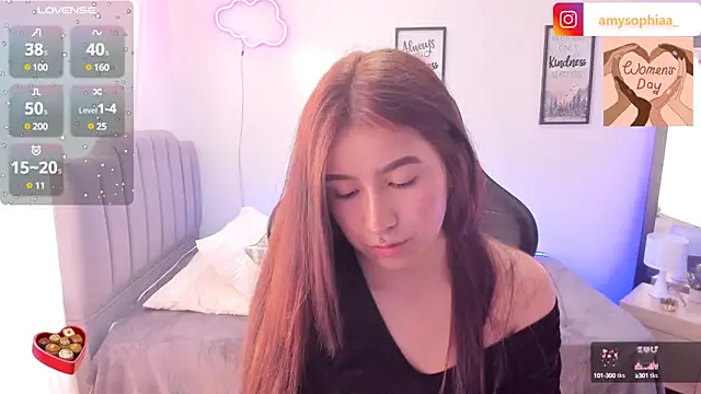 Amy joones online show from March 2025 04:39:02 PM