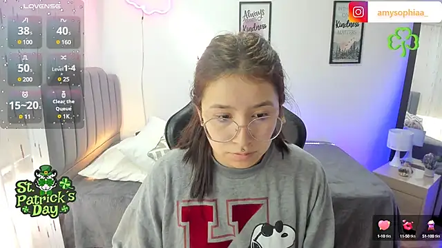 Amy joones online show from March 2025 01:42:02 PM