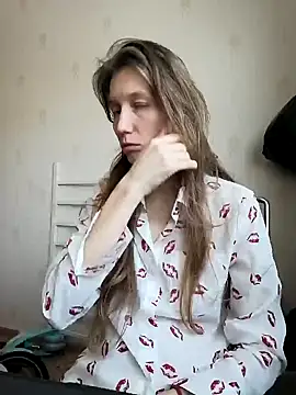 CatFerae online show from January 2025 09:24:01 AM