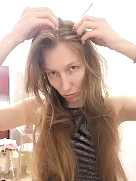 CatFerae online show from January 2025 12:39:01 PM