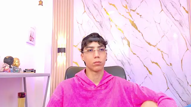 Snapshot of Nikolay_Gregori chatting on June 2026 04:15:02 AM Nikolay Gregori online show from June 2026 04:15:02 AM