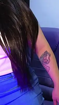 Luciernaga18 online show from November 2025 03:34:01 AM