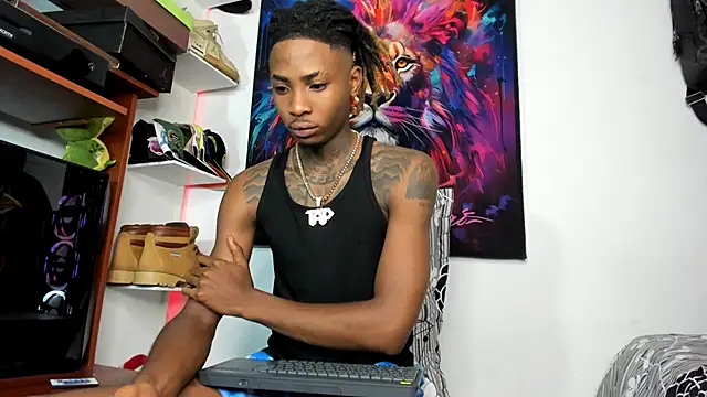 Pantera black 21 online show from February 2025 10:04:02 AM