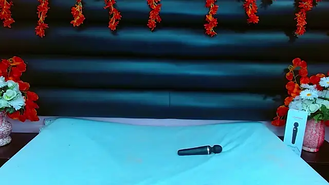 AlaSmith online show from February 2025 02:03:02 AM