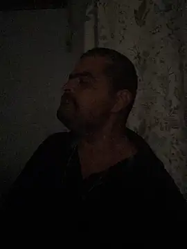 Snapshot of Miguel16i chatting on December 2024 06:24:02 AM Miguel16i online show from December 2024 06:24:02 AM