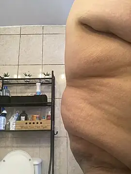 Snapshot of Miguel16i chatting on January 2025 09:36:01 PM Miguel16i online show from January 2025 09:36:01 PM