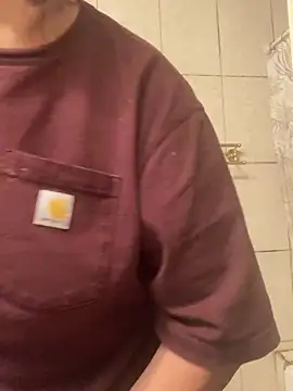 Snapshot of Miguel16i chatting on February 2025 03:04:02 PM Miguel16i online show from February 2025 03:04:02 PM