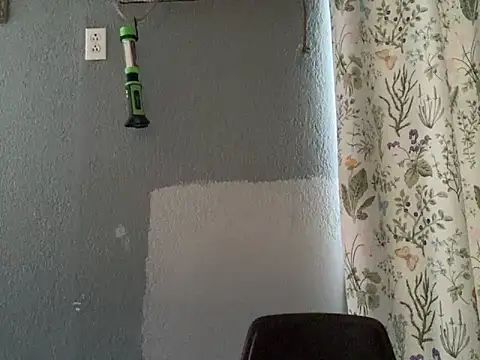 Snapshot of Miguel16i chatting on March 2025 03:15:02 PM Miguel16i online show from March 2025 03:15:02 PM