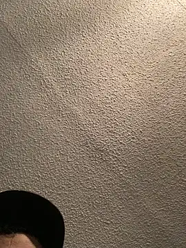 Snapshot of Miguel16i chatting on March 2025 02:25:01 AM Miguel16i online show from March 2025 02:25:01 AM