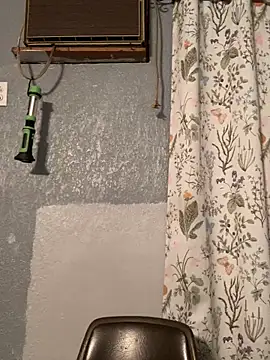 Snapshot of Miguel16i chatting on March 2025 05:57:02 AM Miguel16i online show from March 2025 05:57:02 AM