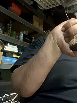 Snapshot of Miguel16i chatting on September 2025 07:30:02 AM Miguel16i online show from September 2025 07:30:02 AM