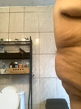 Snapshot of Miguel16i chatting on September 2025 05:02:02 PM Miguel16i online show from September 2025 05:02:02 PM