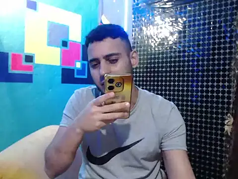 xxxxhotxoxo online show from January 2025 05:02:01 AM