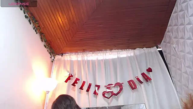 Snapshot of Eda_Bonne chatting on February 2025 09:46:01 PM Eda Bonne online show from February 2025 09:46:01 PM