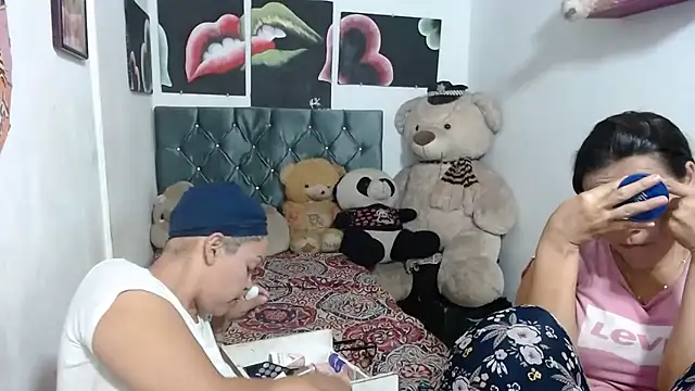 manzanahot9 online show from March 2025 01:41:02 AM