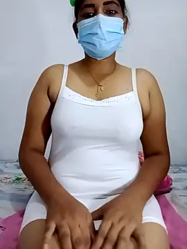 SLZAARA online show from October 2025 08:16:02 PM