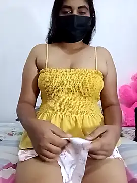 SLZAARA online show from October 2025 08:09:02 PM