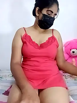 SLZAARA online show from November 2025 08:09:02 PM