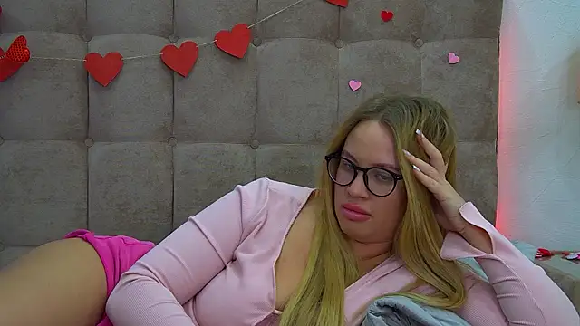 MariaNeumann online show from February 2025 09:48:01 PM