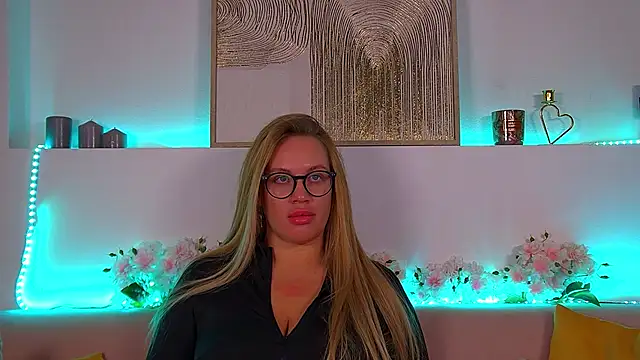 MariaNeumann online show from February 2025 06:33:01 AM