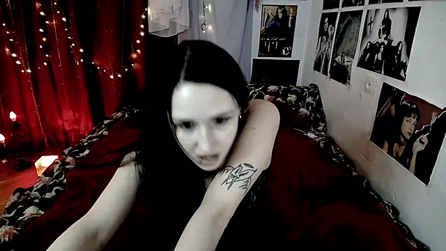 Snapshot of Tricky_Vicky666 chatting on January 2026 12:15:02 AM Tricky Vicky666 online show from January 2026 12:15:02 AM