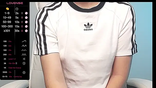 Snapshot of RRUUBBYYY chatting on February 2025 08:27:02 AM RRUUBBYYY online show from February 2025 08:27:02 AM