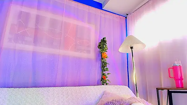 liccy hall online show from June 2026 12:14:02 PM