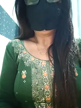 Aishwaryaa 69 online show from March 2025 01:34:01 PM