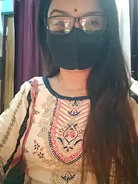 Aishwaryaa 69 online show from October 2025 04:17:02 PM