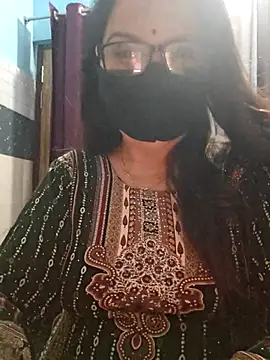 Aishwaryaa 69 online show from November 2025 03:56:01 PM