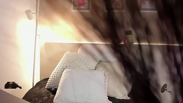 roxannegomez online show from January 2026 12:51:02 PM