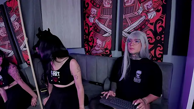 JadeyKhada online show from November 2025 12:42:01 AM