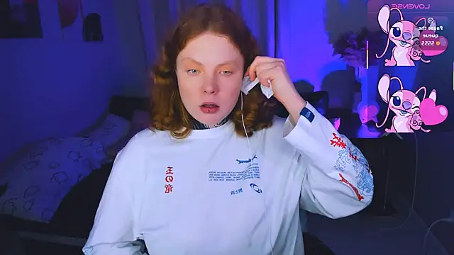 Snapshot of Cassie_xKiss chatting on November 2025 08:46:02 PM Cassie xKiss online show from November 2025 08:46:02 PM