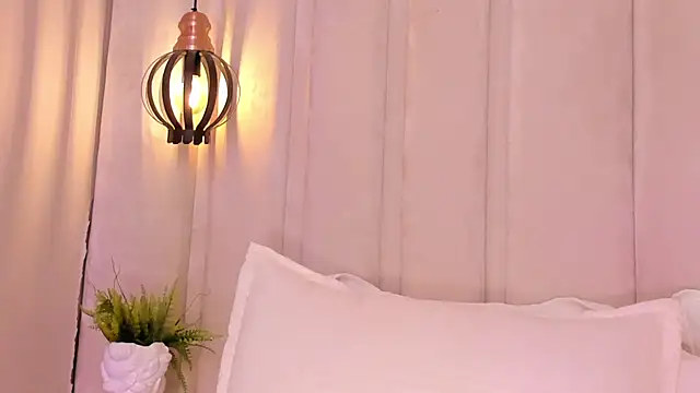 bonniekim  online show from March 2025 03:15:02 PM