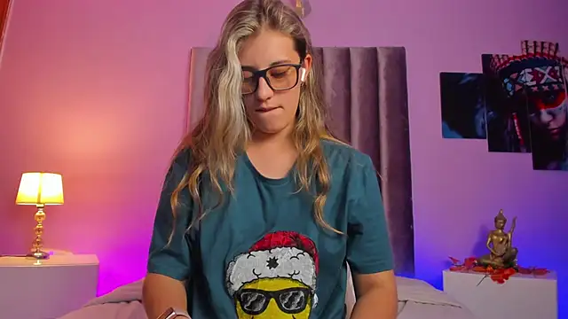 Giia paiige18 online show from December 2024 07:18:02 AM