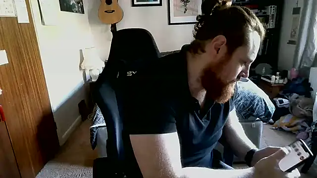 Hairy Guy30 online show from November 2025 12:49:02 PM