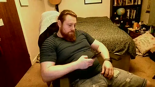 Snapshot of Hairy_Guy30 chatting on May 2026 10:49:02 PM Hairy Guy30 online show from May 2026 10:49:02 PM